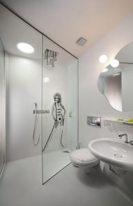 Bílá koupelna Barbarella a vestavěný sprchový kout s vaničkou - umělý kámen LG Hi-Macs