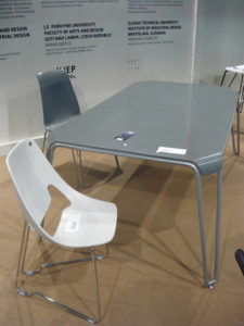 Designová židle a stolek - umělý kámen LG Hi-Macs